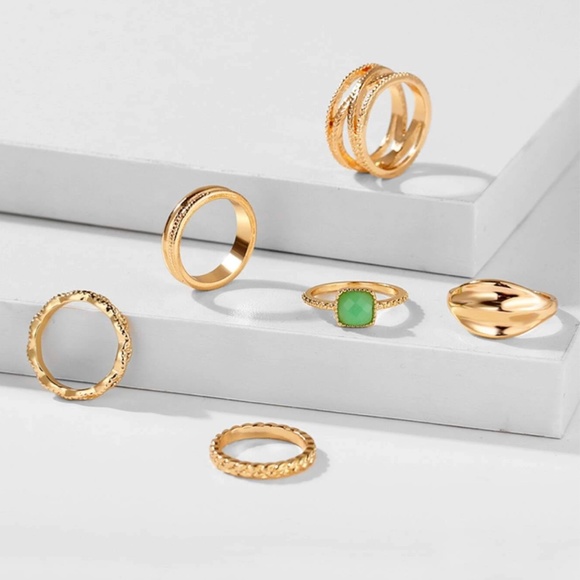 Set of 6 Fashion Rings Gold Tone - Picture 2 of 4